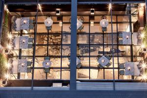 antigon urban chic hotel