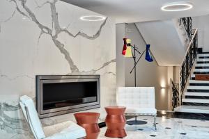antigon urban chic hotel