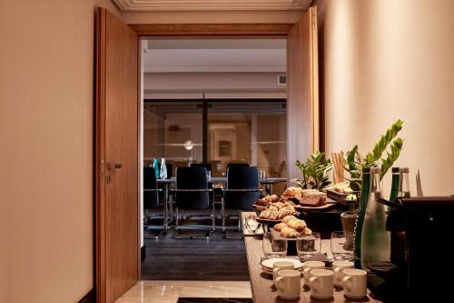 antigon urban chic hotel