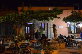 venetian cistern villa