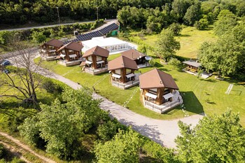 natura chalets