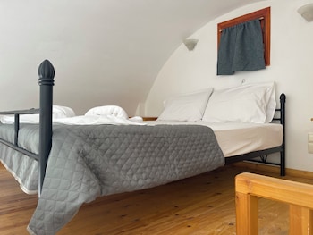 tarelis apartments