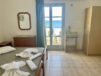 tarelis apartments