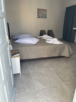 tarelis apartments
