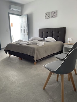 tarelis apartments