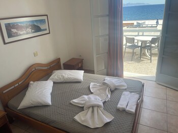 tarelis apartments