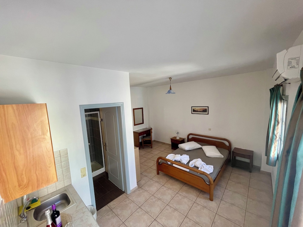 tarelis apartments