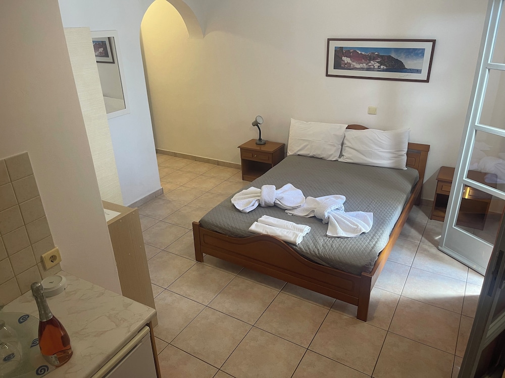 tarelis apartments