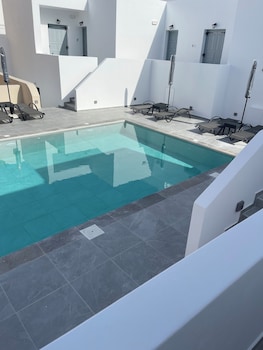 tarelis apartments