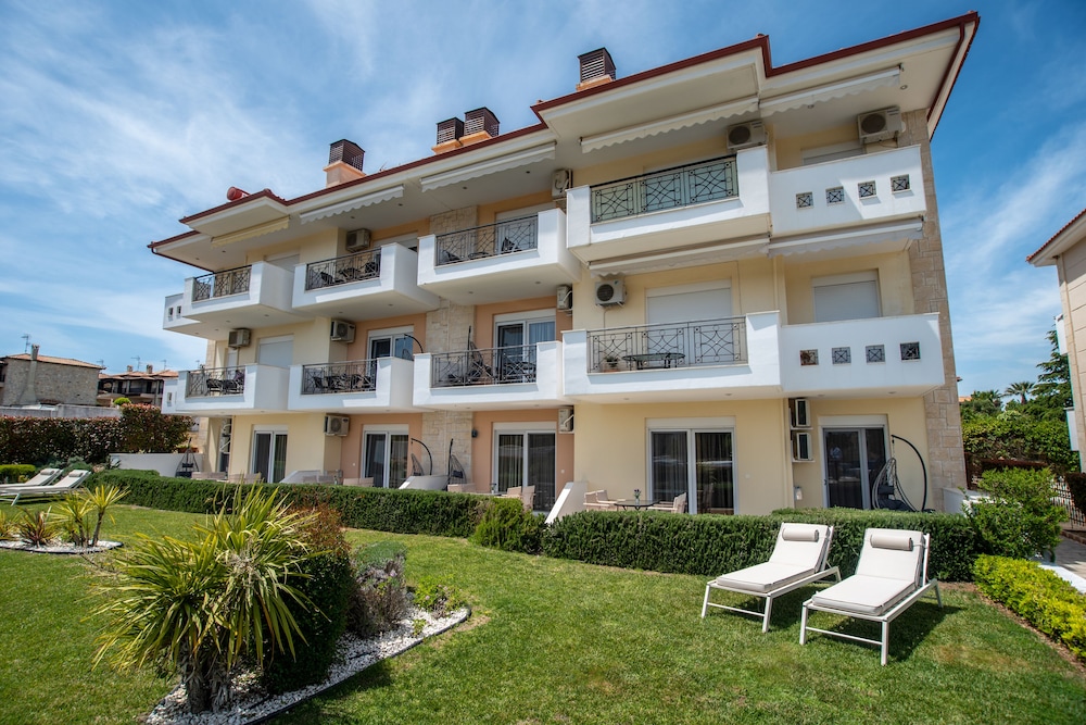 lagaria apartments