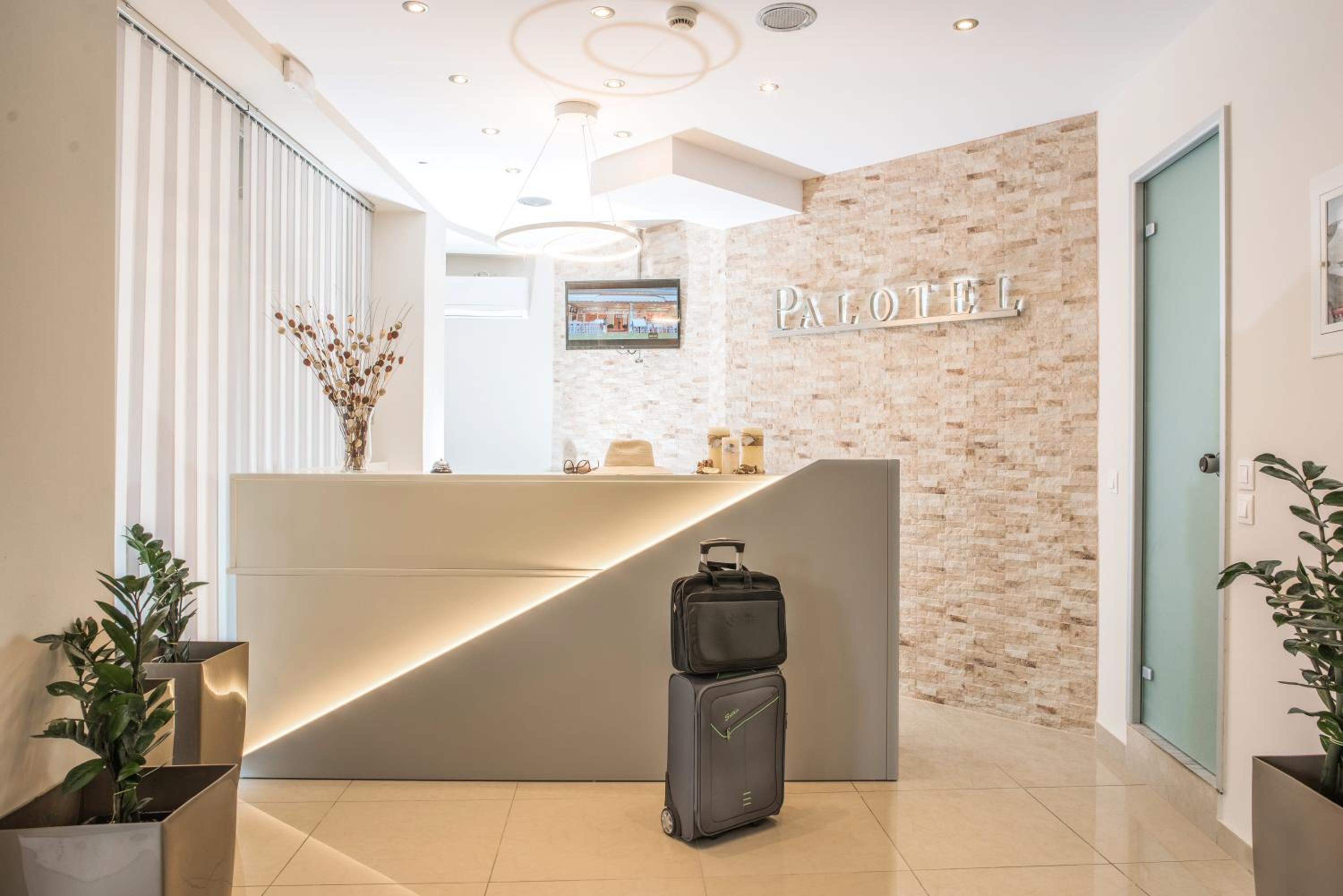 palotel luxury hotel