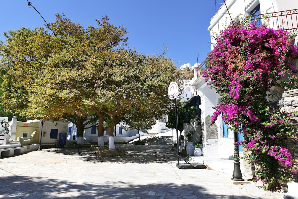tinos e houses