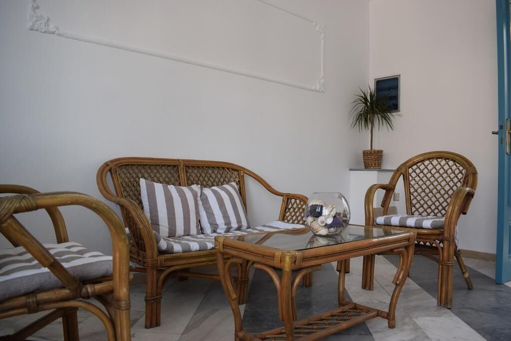 kalimera studios and apartments