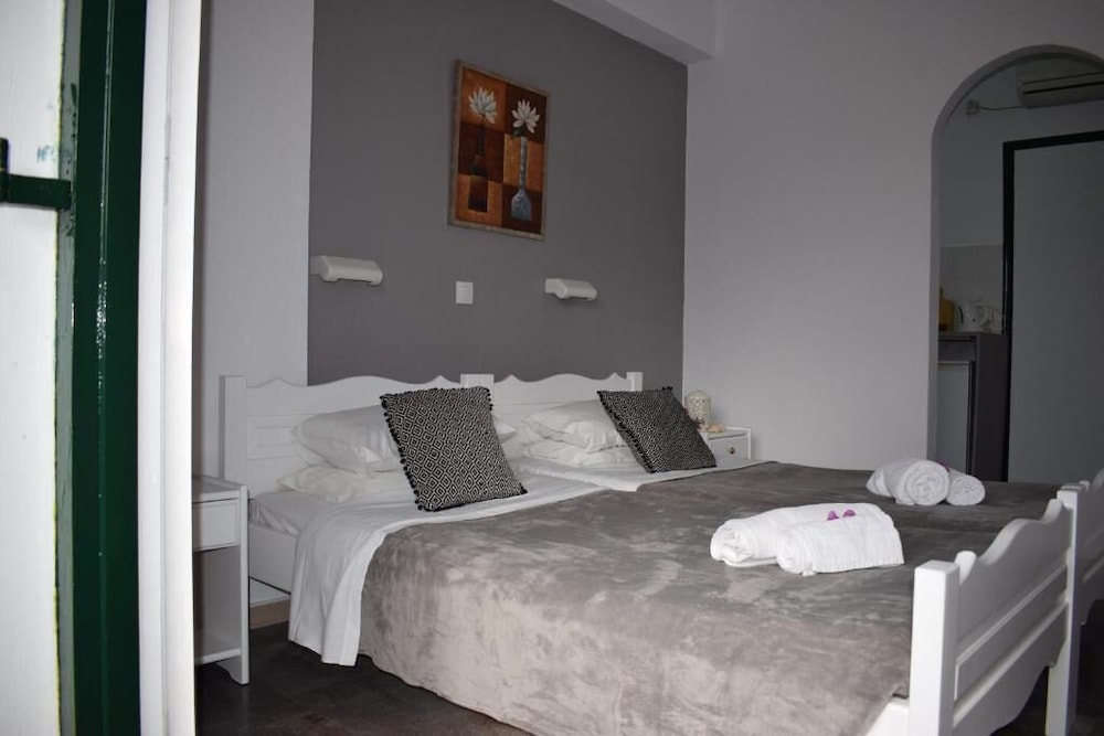 kalimera studios and apartments