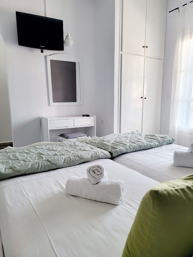 kalimera studios and apartments
