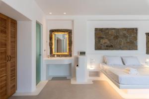 mykonos divino