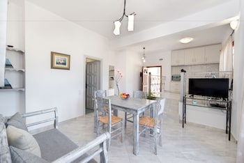 aspalathos suites