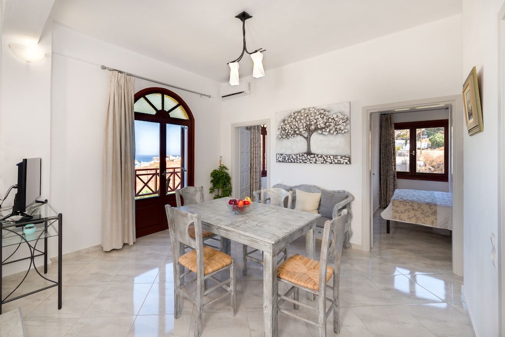 aspalathos suites