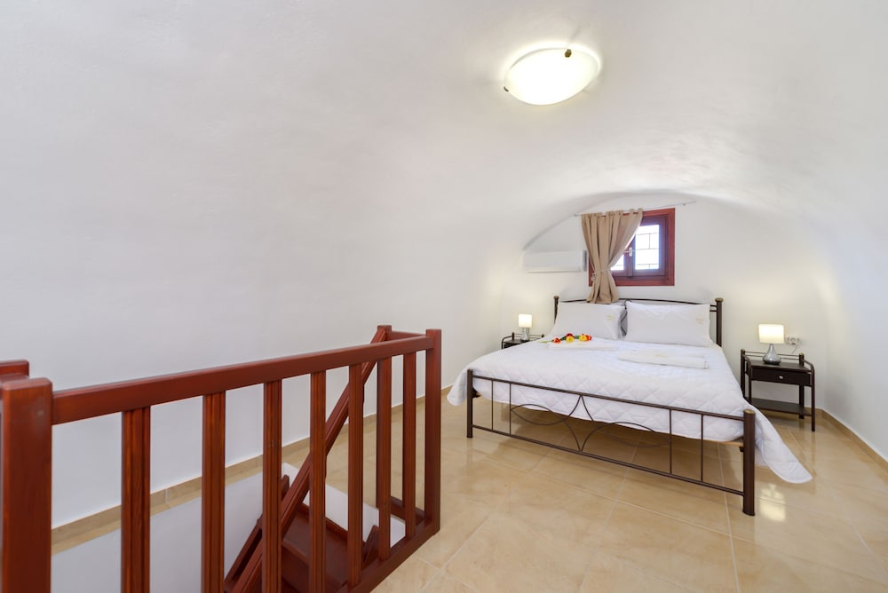 aspalathos suites