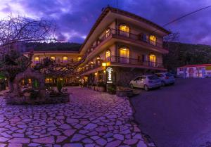 Hotel Steni,Dirfys-Messapia>>Central Greece,2 star