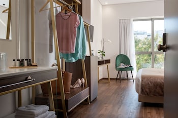 b4b athens signature hotel