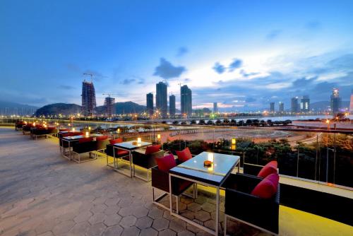 yoho hollywood roosevelt hotel