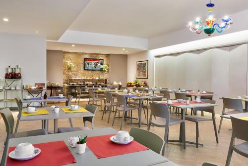 hotel al madarig
