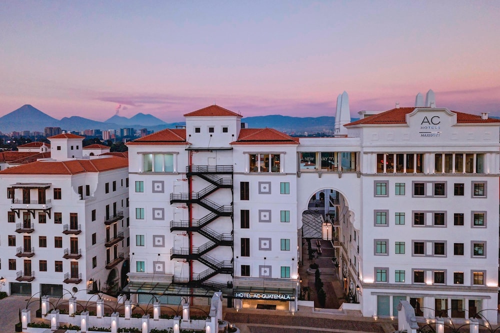 ac hotel by marriott guatemala city