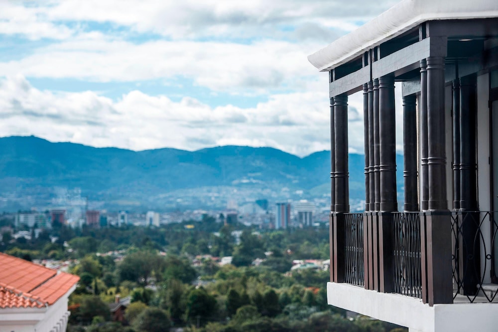 ac hotel by marriott guatemala city