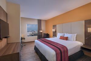 latam hotel plaza pradera quetzaltenango