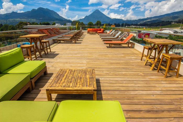 latam hotel plaza pradera quetzaltenango