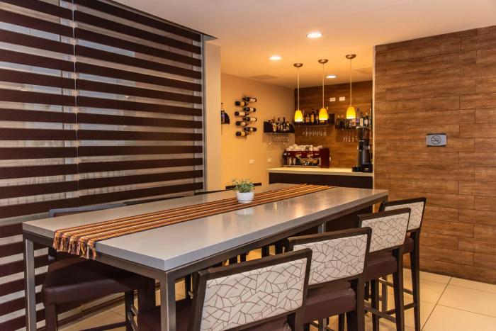 latam hotel plaza pradera quetzaltenango