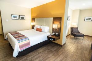 latam hotel plaza pradera quetzaltenango