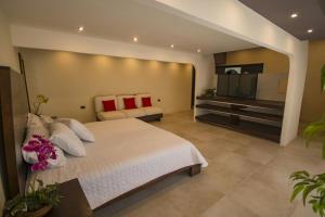 Casa Margarita Hotel And Paradise,Chiquimulilla>>Buena Vista,3 star