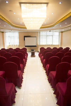 Swan Hotel,Jesus Maria>>Brena,4 star