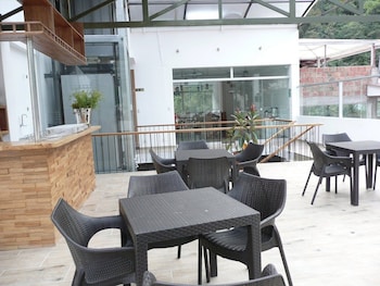 hotel terraza de luna