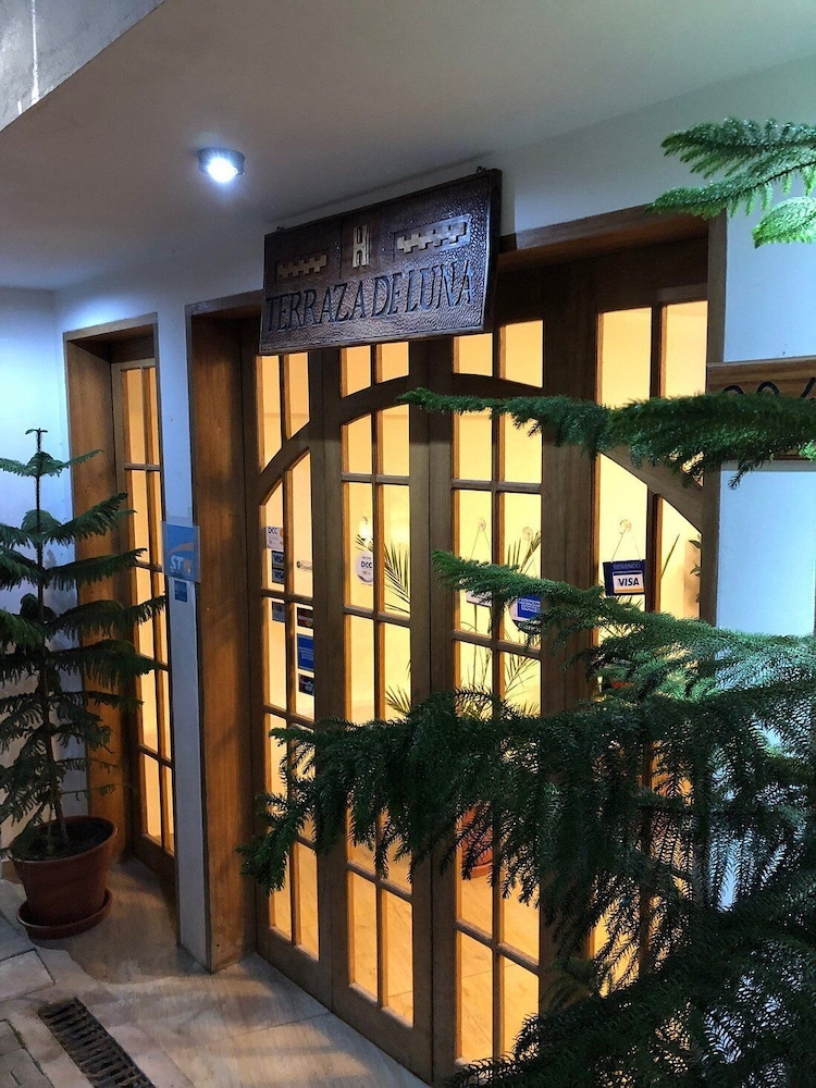 hotel terraza de luna