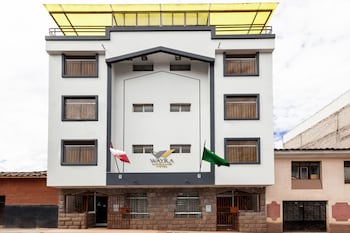 wayra dreams hotel