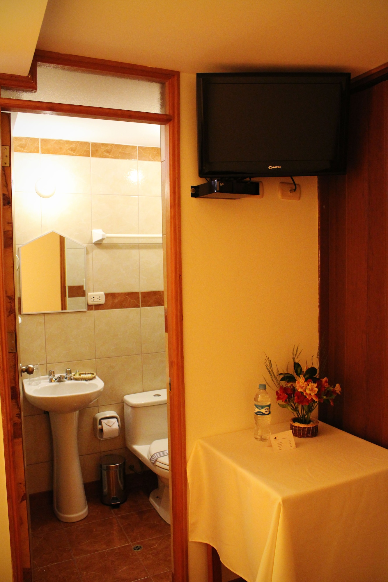wayra dreams hotel