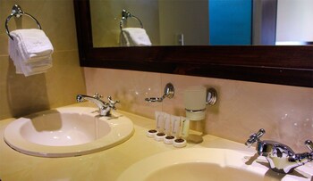 hacienda san juan resort