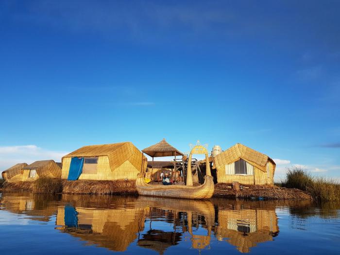 uros lake titicaca lodge