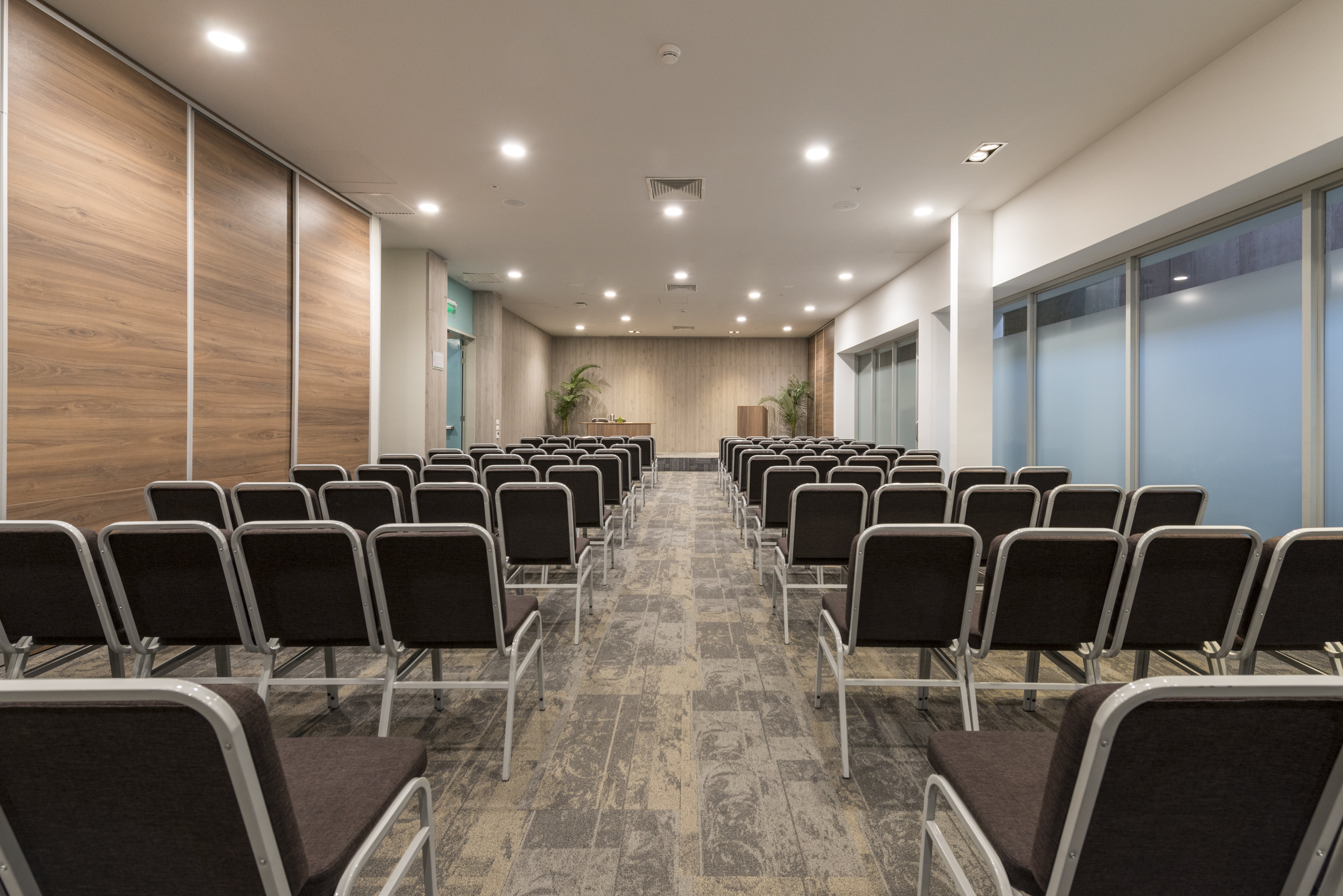 holiday inn lima airport by ihg