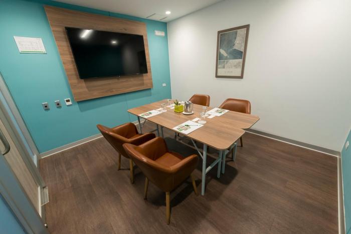 holiday inn lima airport by ihg
