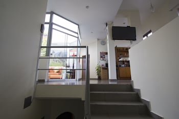 lima house hostel