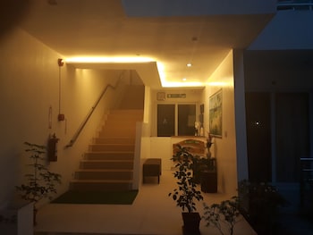 Jeffrey S Hotel,Boracay>>Balabag,2 star