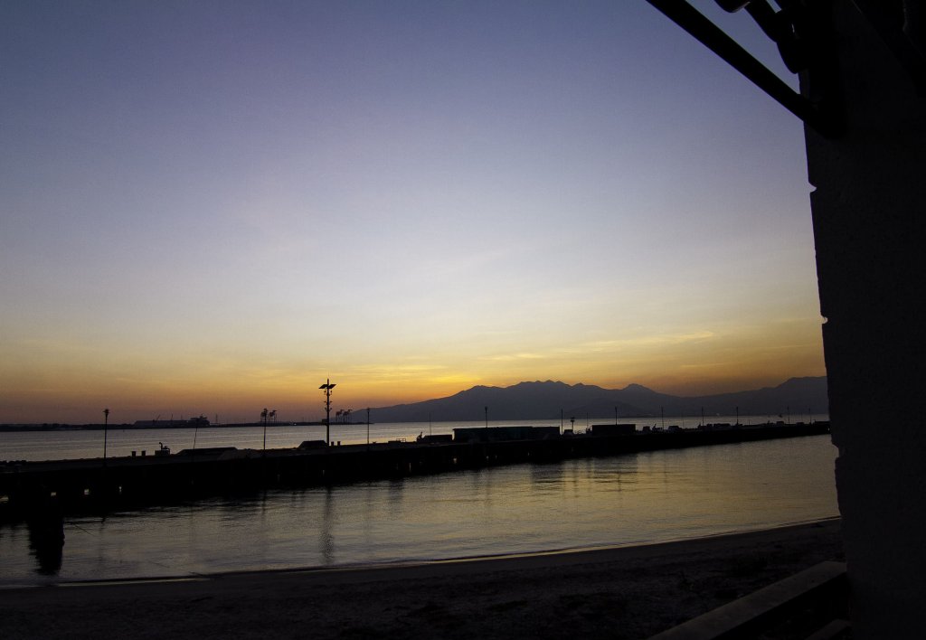 the reef hotel and residences