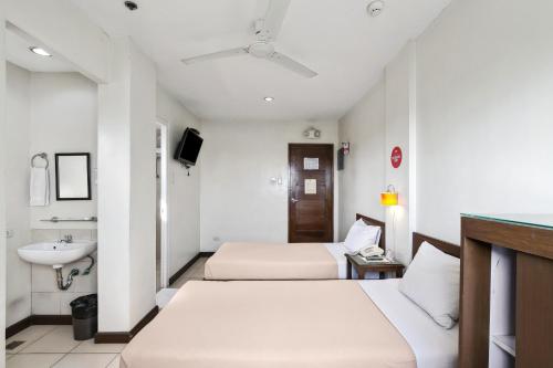 governor forbes inn manila city center