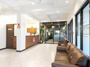 governor forbes inn manila city center