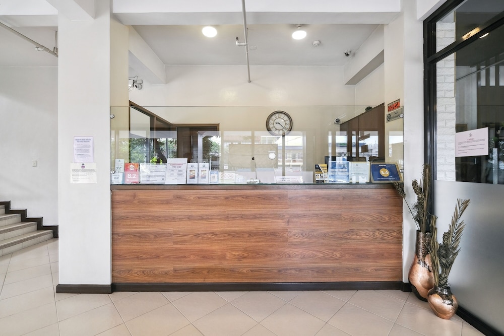 governor forbes inn manila city center