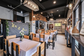 governor forbes inn manila city center